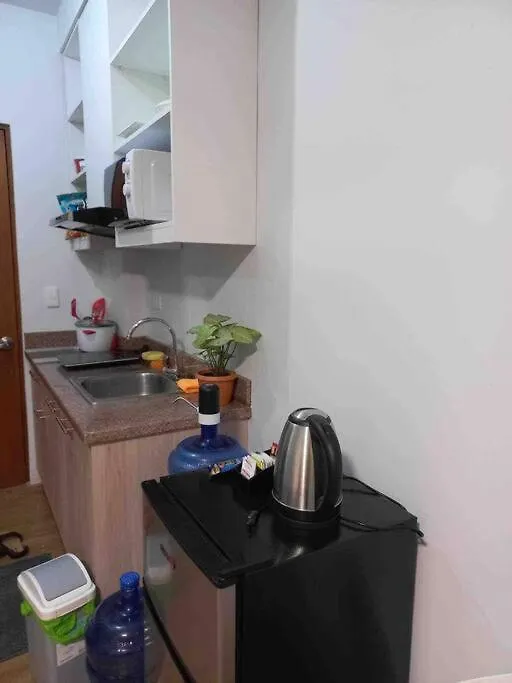Balcony View Studio Mesatierra Garden Residences Davao City Appartement